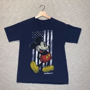 Disney Tshirt Mickey American Flag Navy